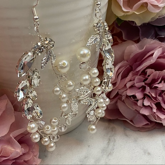 Stunning Crystal Pearl Silver Leaf Bridal Earrings - Picture 8 of 16